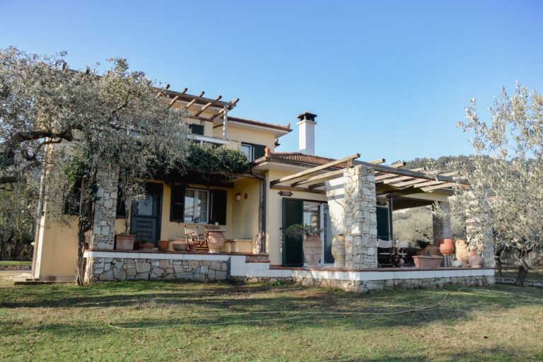 ΜΟΝΟΚΑΤΟΙΚΙΑ ΣΤΟ ΛΙΜΕΝΑ ΘΑΣΟΥ