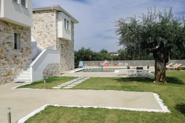 ΕΝΟΙΚΙΑΖΟΜΕΝΑ ΔΙΑΜΕΡΙΣΜΑΤΑ LUMINOUS - ΛΙΜΕΝΑΣ ΘΑΣΟΥ